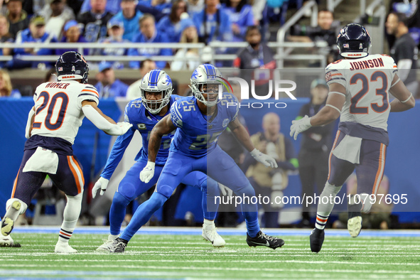 Detroit Lions cornerback Will Harris (25) holds the line agains the Chicago Bears during  an NFL  football game between the Detroit Lions an...