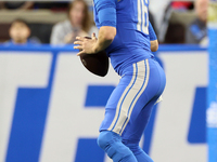 Detroit Lions quarterback Jared Goff (16) looks to throw the ball during  an NFL  football game between the Detroit Lions and the Chicago Be...