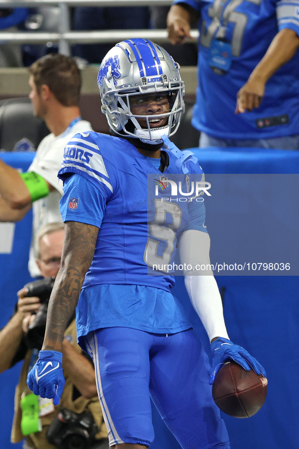 Detroit Lions wide receiver Jameson Williams (9) celebrates his touchdown during the second half of an NFL football game between the Chicago...