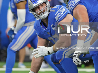 Detroit Lions center Frank Ragnow (77) is seen before the snap during the first half of an NFL football game between the Chicago Bears and t...