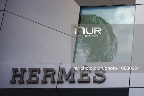 Hermes logo is seen at the store at Rodeo Drive in Beverly Hills, United States on November 13, 2023. 