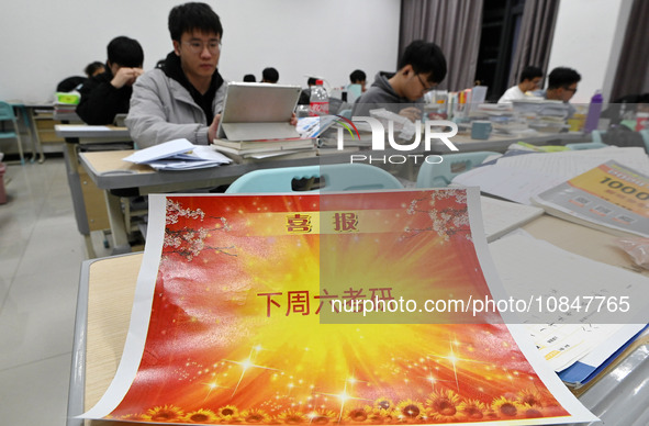 Candidates are preparing for the 2024 national postgraduate entrance exam at Hebei University of Engineering in Handan, North China's Hebei...