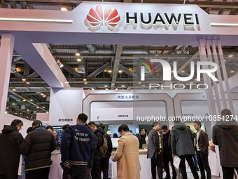 Visitors are visiting Huawei's booth at the first Jiangsu (Suzhou) Educational Equipment Exhibition in Suzhou, Jiangsu Province, China, on D...