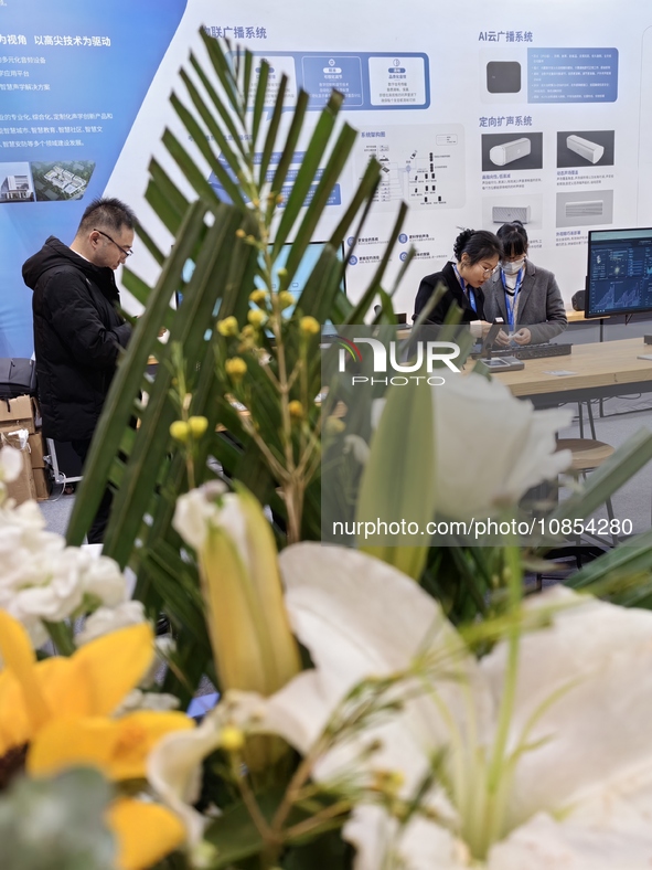 Visitors are attending the first Jiangsu (Suzhou) Educational Equipment Exhibition in Suzhou, Jiangsu Province, China, on December 15, 2023....