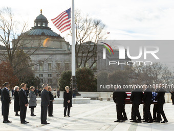 Supreme Court Police pallbearers carry the casket of retired Associate Justice Sandra Day O’Connor, the first woman to serve on the Supreme...