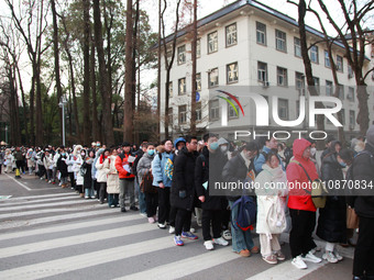 Candidates are preparing for the 2024 national postgraduate entrance examination at the test center of Nanjing Forestry University in Nanjin...