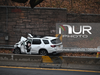 Four people are being reported killed and one person is in stable condition following a crash on the Cross Island Parkway in Queens, New Yor...