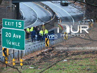 Four people are being reported killed and one person is in stable condition following a crash on the Cross Island Parkway in Queens, New Yor...