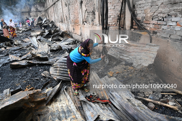 Slum-dwellers in Bangladesh were seen searching for their household belongings after a devastating fire broke out at the Karwan Bazar slum i...