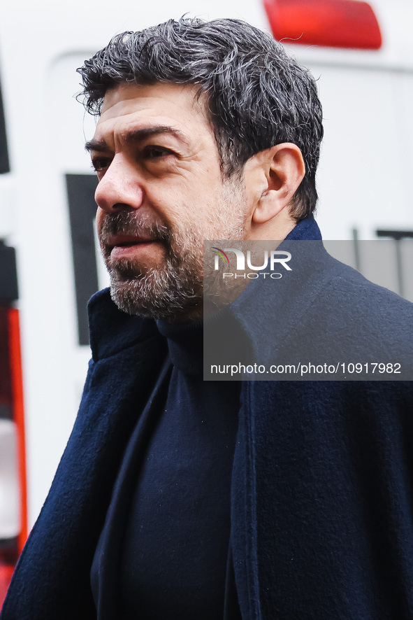 Pierfrancesco Favino is seen during the Milan Fashion Week Menswear Fall/Winter 2024/2025 on January 16, 2024 in Milan, Italy 