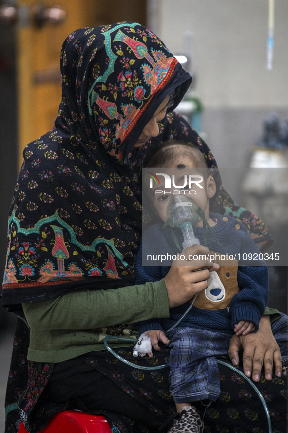 A child is receiving medical treatment for pneumonia at Dhaka Shishu Hospital in Dhaka, Bangladesh, on January 17, 2024. 