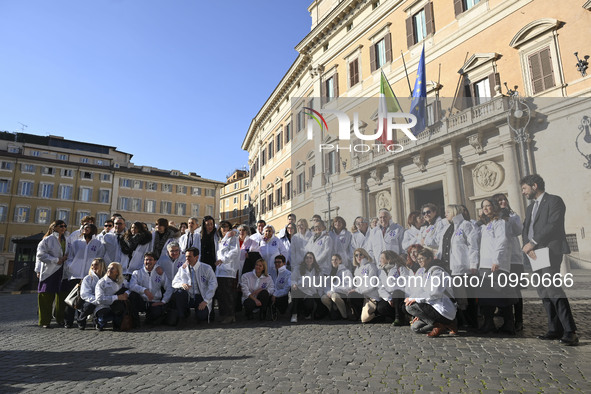 Carolyn Smith is attending the photocall for ''World Cancer Day'' at Wedekin Palace in Rome, Italy, on January 30, 2024. 