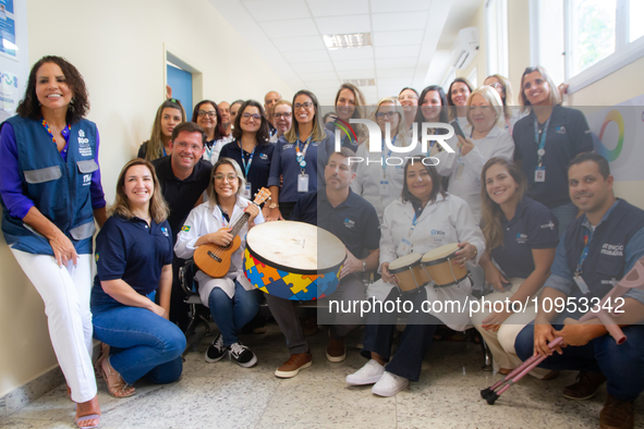 Mayor Eduardo Paes and Health Secretary Daniel Soranz are inaugurating the first development stimulation center for autism spectrum disorder...