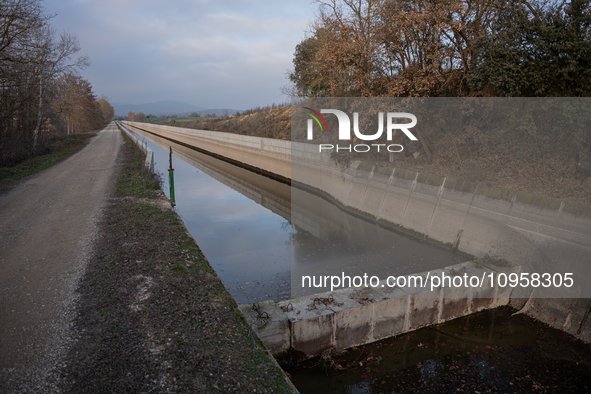 The Urgell Canal in the province of Lleida is experiencing the effects of the drought that Catalonia is currently suffering from, with the r...