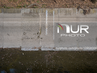 The Urgell Canal in the province of Lleida is experiencing the effects of the drought that Catalonia is currently suffering from, with the r...