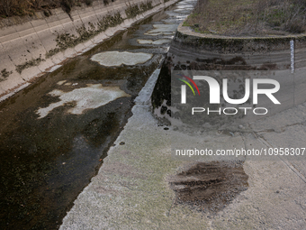 The Urgell Canal in the province of Lleida is experiencing the effects of the drought that Catalonia is currently suffering from, with the r...