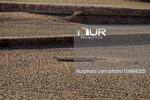 Hundreds of people are visiting the old town of Sant Roma de Sau, where normally the water of the Sau reservoir would almost completely cove...