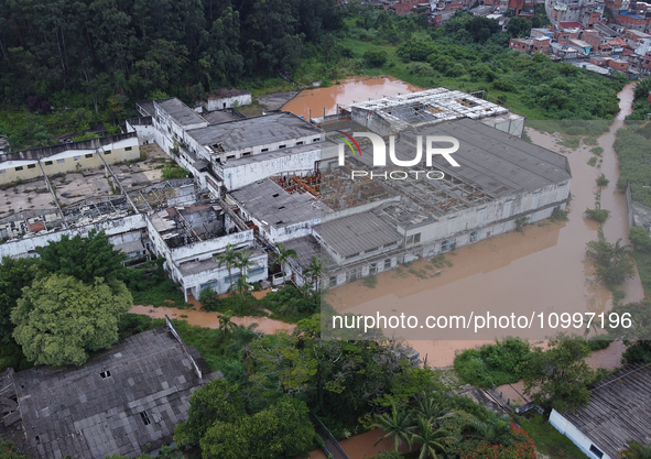 Intense rain is causing disruption in the cities of Carapicuiba and Itapevi, in Sao Paulo, Brazil, on April 13, 2023, leading to several poi...