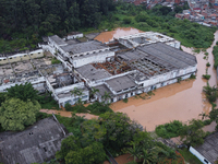 Intense rain is causing disruption in the cities of Carapicuiba and Itapevi, in Sao Paulo, Brazil, on April 13, 2023, leading to several poi...