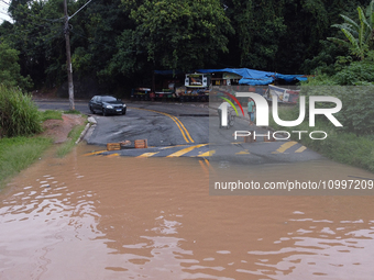 Intense rain is causing disruption in the cities of Carapicuiba and Itapevi, in Sao Paulo, Brazil, on April 13, 2023, leading to several poi...