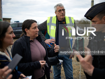 MP Karen Erodi is speaking with a Gendarme Mobile, hoping to get the opportunity to speak with the 'Ecureuils' in the ZAD. Michel Forst, the...