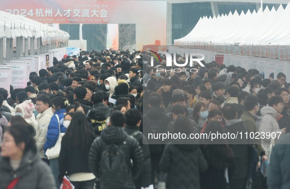 Job seekers are looking for new opportunities at the 2024 Talent Exchange Conference in Hangzhou, Zhejiang Province, China, on February 25,...