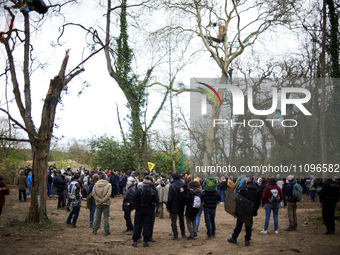 People are gathering in Cram'Arbre after a 37-day police siege for the 'Ecureuils'. The last three 'Ecureuils', who have been living in the...