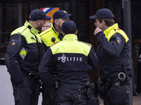 The hostage situation at the Petticoat cafe in Ede, Gelderland, Netherlands, is ending peacefully with the arrest of a suspect. A 28-year-ol...