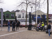 The hostage situation at the Petticoat cafe in Ede, Gelderland, Netherlands, is ending peacefully with the arrest of a suspect. A 28-year-ol...