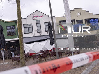 The hostage situation at the Petticoat cafe in Ede, Gelderland, Netherlands, is ending peacefully with the arrest of a suspect. A 28-year-ol...