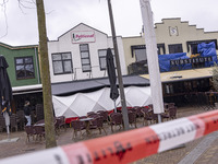 The hostage situation at the Petticoat cafe in Ede, Gelderland, Netherlands, is ending peacefully with the arrest of a suspect. A 28-year-ol...