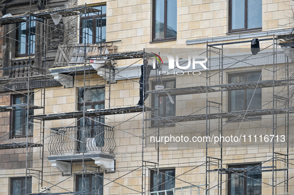 A five-story architectural monument that was partially destroyed by a Russian missile attack is undergoing reconstruction in Zaporizhzhia, s...