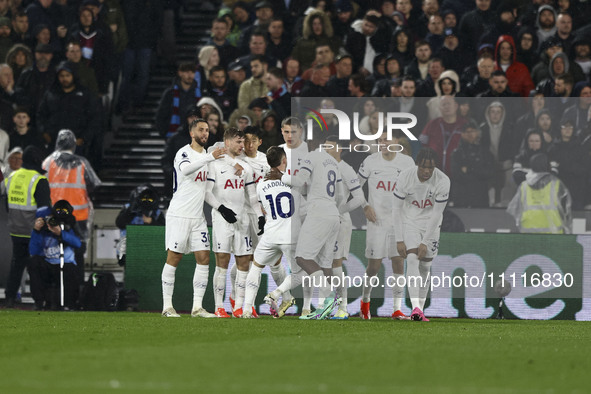 Brennan Johnson of Tottenham Hotspur is celebrating his goal during the Premier League match between West Ham United and Tottenham Hotspur a...