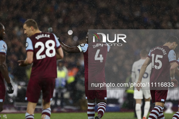 Kurt Zouma of West Ham United is celebrating his goal during the Premier League match between West Ham United and Tottenham Hotspur at the L...