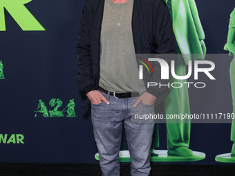 Simon Rex arrives at the Los Angeles Special Screening Of A24's 'Civil War' held at the Academy Museum of Motion Pictures on April 2, 2024 i...