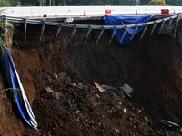 The atmosphere of the Bogor-Ciawi-Sukabumi (Bocimi) Sukabumi Toll Road is tense following the landslide disaster in Sukabumi, Indonesia, on...