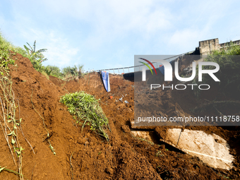 The atmosphere of the Bogor-Ciawi-Sukabumi (Bocimi) Sukabumi Toll Road is tense following the landslide disaster in Sukabumi, Indonesia, on...