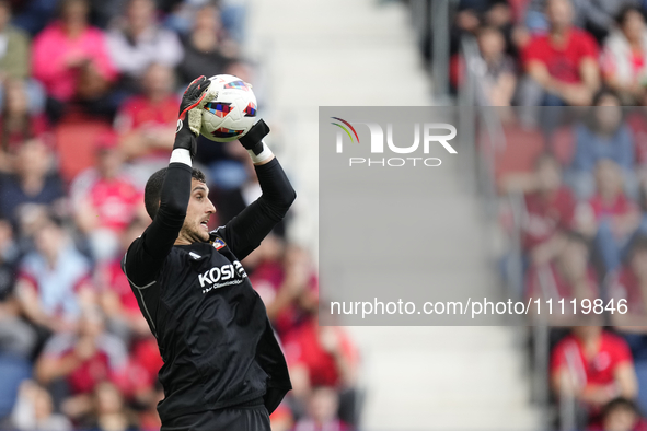 Sergio Herrera goalkeeper of Osasuna and Spain makes a save during the LaLiga EA Sports match between CA Osasuna and Real Madrid CF at Estad...