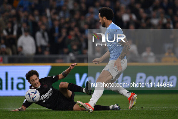 Domagoj Bradaric of U.S. Salernitana 1919 and Felipe Anderson of S.S. Lazio are competing during the 32nd day of the Serie A Championship be...