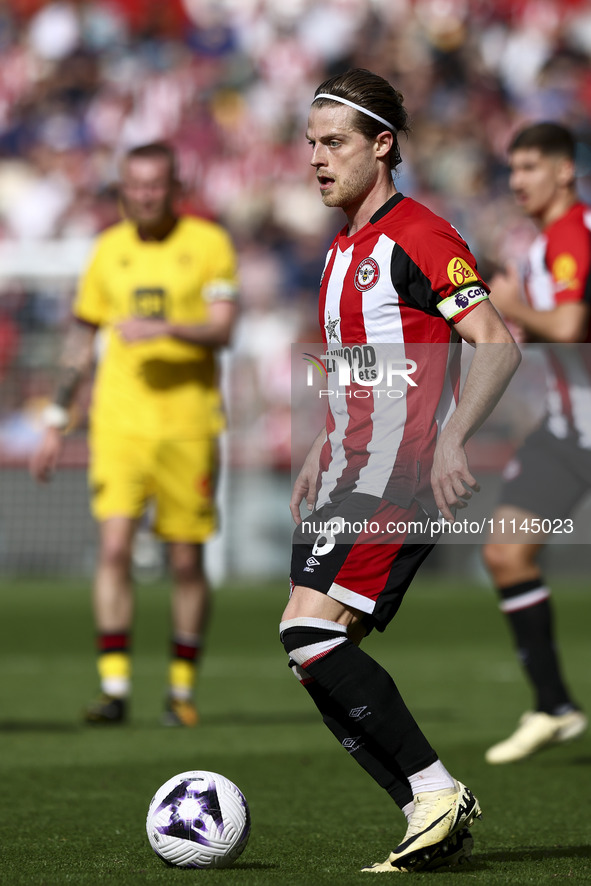 Mathias Jensen of Brentford is on the ball during the Premier League match between Brentford and Sheffield United at the Gtech Community Sta...