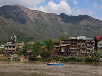 A rescue operation is continuing near the incident site in Gundbal, Srinagar, Jammu and Kashmir, India, on April 16, 2024. At least six pers...