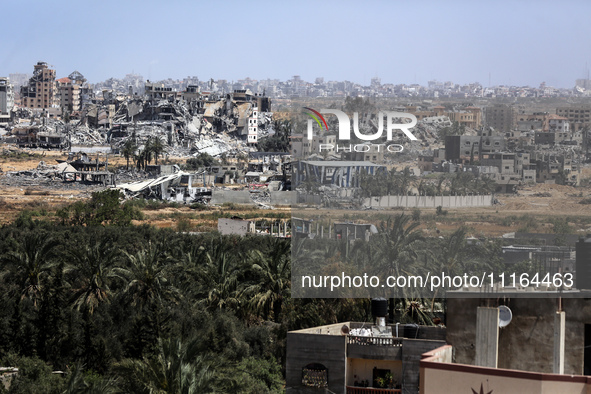 A general view is showing the rubble of destroyed buildings in Al-Zahra on the southern outskirts of Gaza City, on April 21, 2024, amid ongo...