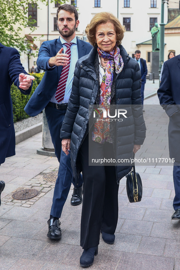 Queen Sofia of Spain is seen visiting the Old Town in Krakow, Poland on April 25, 2024. On the previous day the Queen attended the opening c...