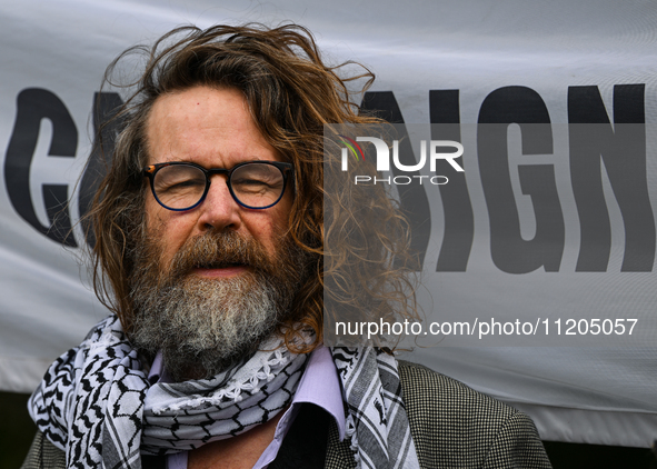 DUBLIN, IRELAND - MAY 2:
Irish musician Liam O’Maonlai stands in solidarity outside RTE's studios, urging Ireland's national broadcaster to...