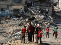 Displaced Palestinians are returning to Khan Yunis in the southern Gaza Strip to set up shelter amid the ongoing conflict between Israel and...