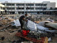 Displaced Palestinians are returning to Khan Yunis in the southern Gaza Strip to set up shelter amid the ongoing conflict between Israel and...