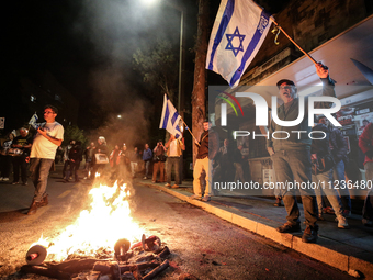  People Gather To Stage Demonstration To Demand Resignation Of Prime Minister Benjamin Netanyahu's Government, The End Of The War And The Re...