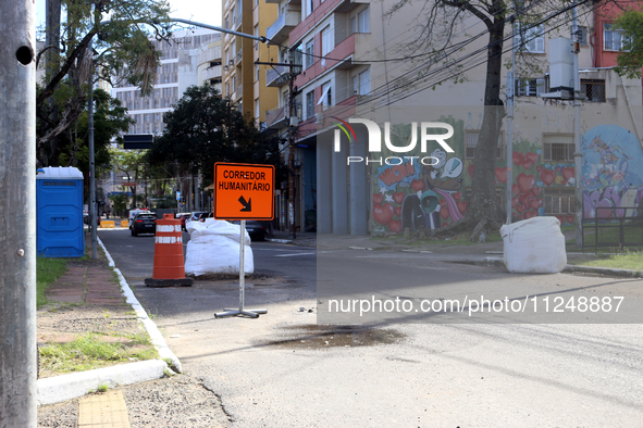 Porto Alegre, Brazil, on May 17, 2024 - The Mayor of Porto Alegre, Sebastiao Melo, is expanding the humanitarian corridor for the passage of...