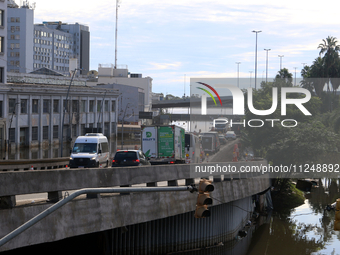 Porto Alegre, Brazil, on May 17, 2024 - The Mayor of Porto Alegre, Sebastiao Melo, is expanding the humanitarian corridor for the passage of...