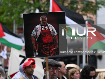 DUBLIN, IRELAND - MAY 18:
Pro-Palestinian activists from the Ireland Palestine Solidarity Campaign, supported by members of left-wing partie...